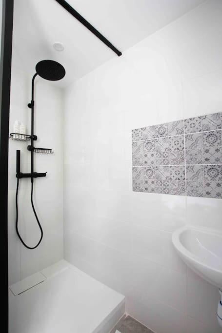 Apt T2 Neuf Terrasse Arles Ngoại thất bức ảnh